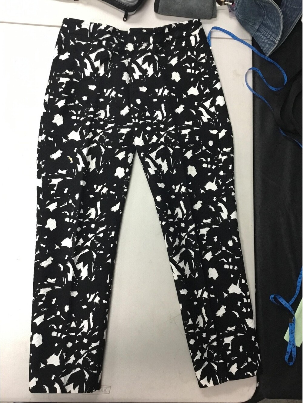 [417] Banana Republic Pants W 2 Black White Floral Ankle Slim Fit Work Casual